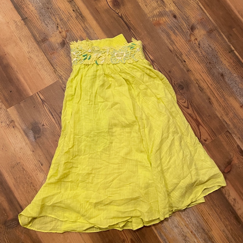 Floreat Skirt - Anthro, Neon Yellow, Flowy Size M, EUC